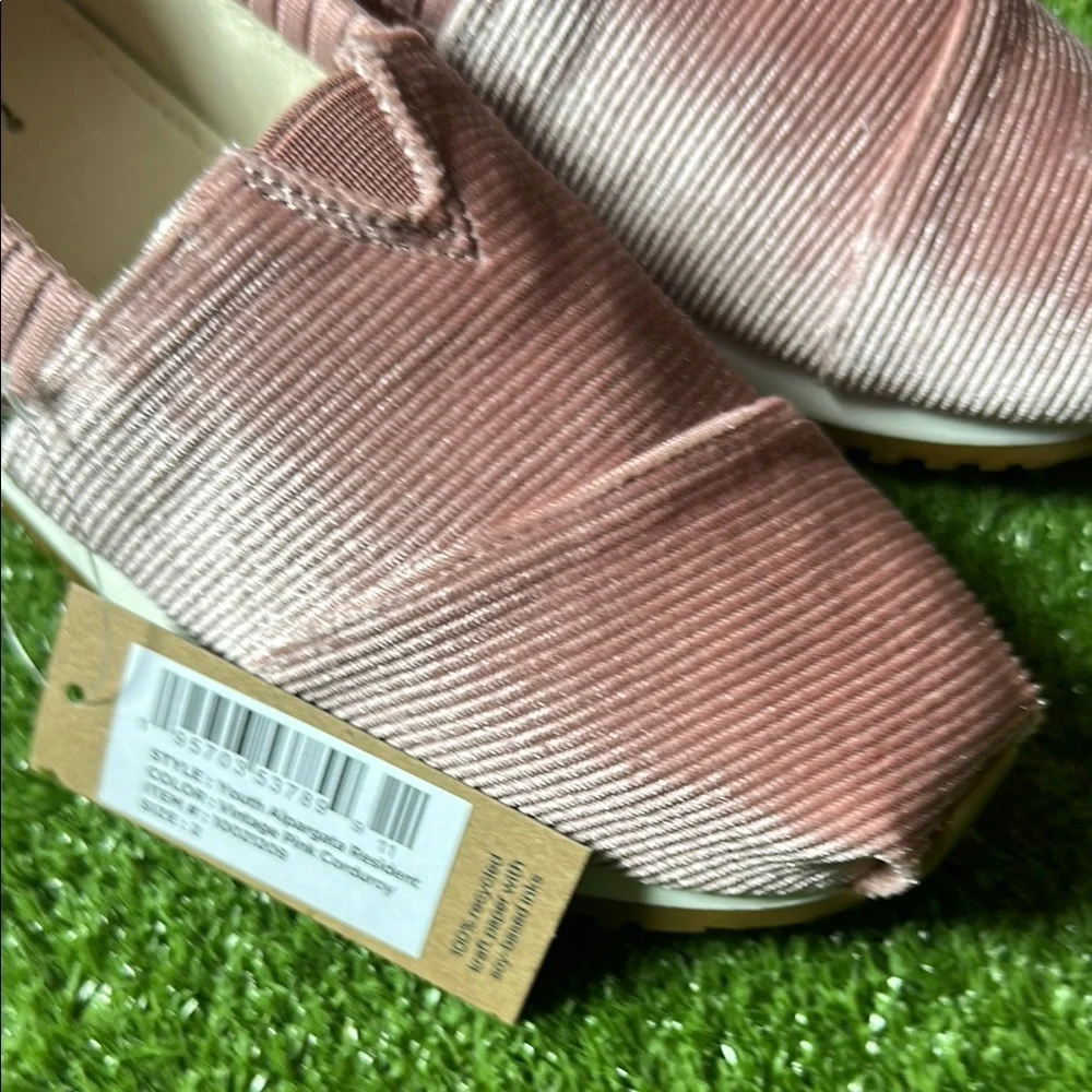 Toms Kids Moccasins in Blush and Beige
